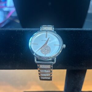 Pre owned:Michael Kors Silver Crystal Women's Watch